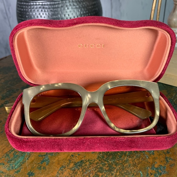 Gucci Gray/Green Big Frame Sunglasses NWOT